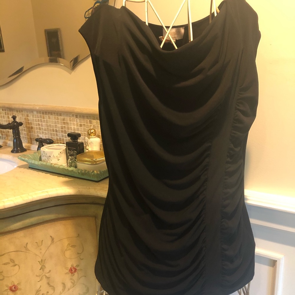 Laundry by Shelli Segal black rusched dress top